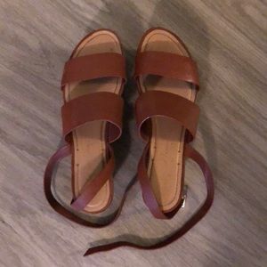 Elizabeth and James Wood Wedge Platforms